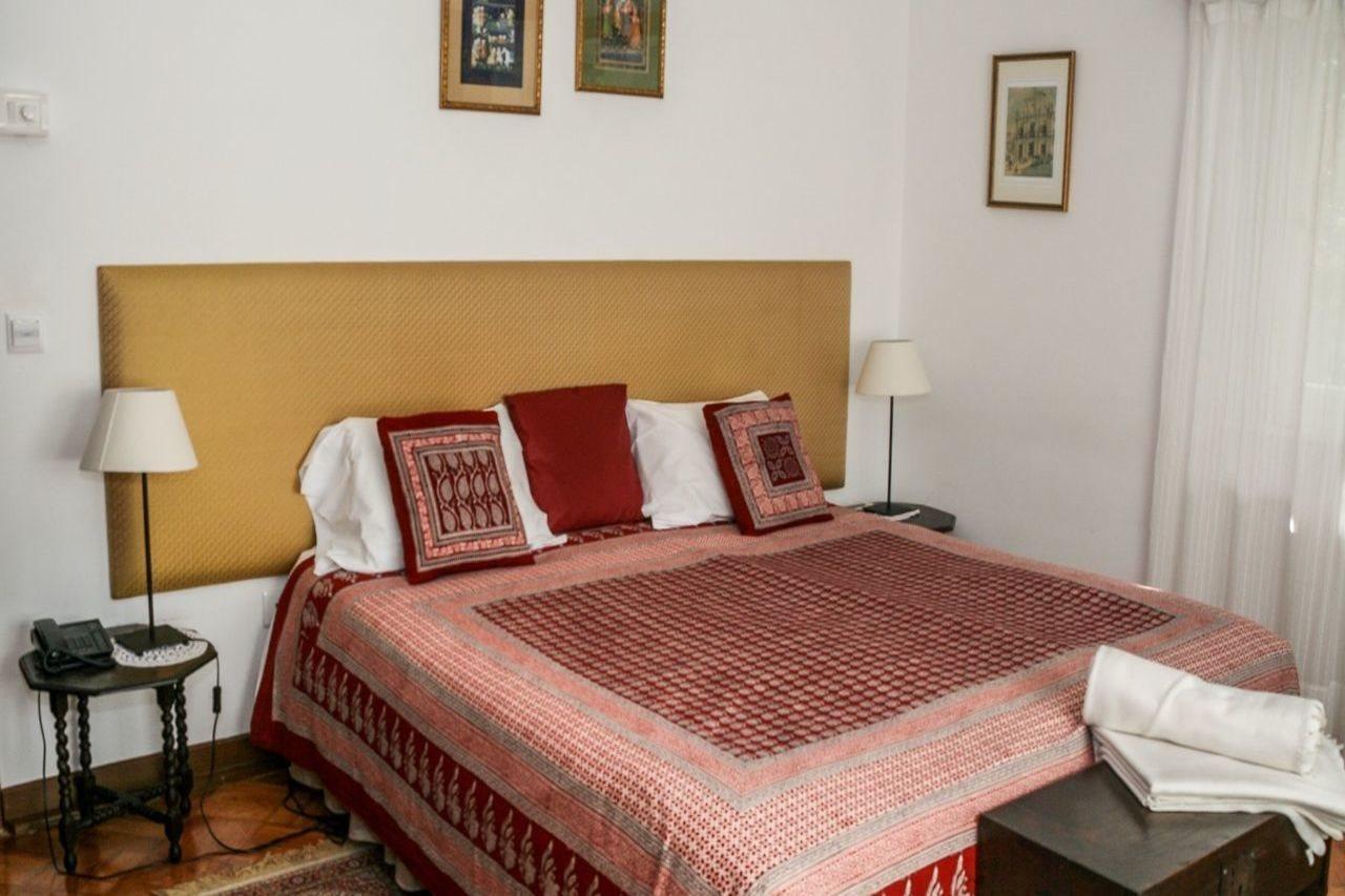 Casa Shanti Niketan Ештуріл Екстер'єр фото