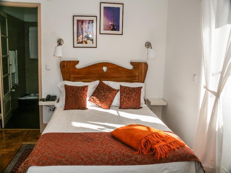 Casa Shanti Niketan Ештуріл Екстер'єр фото