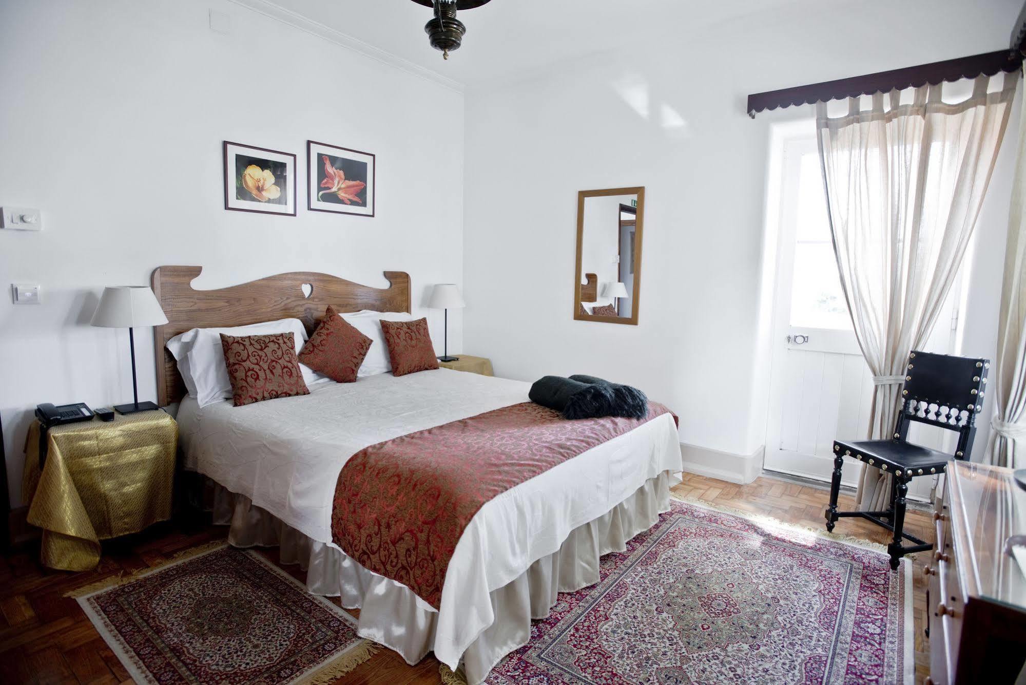 Casa Shanti Niketan Ештуріл Екстер'єр фото