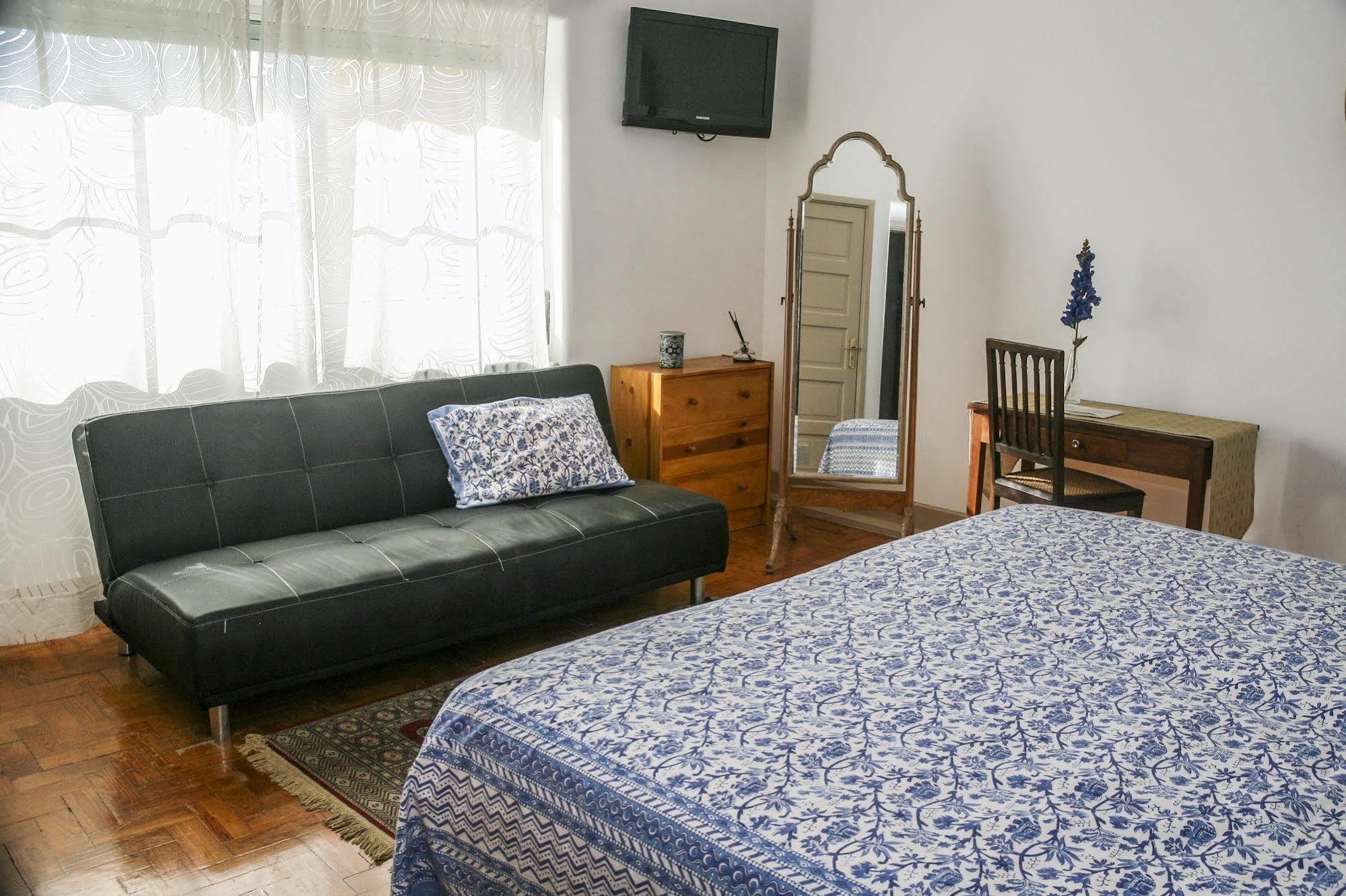 Casa Shanti Niketan Ештуріл Екстер'єр фото